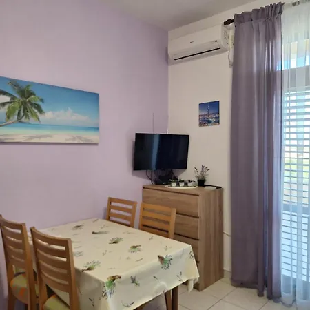 Grzanov Apartman *