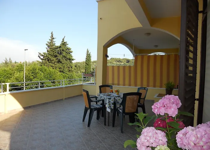 Grzanov شقة Sutomiscica